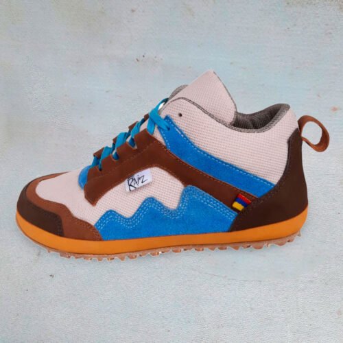 Tres Cordilleras Kumanday Mirthacea